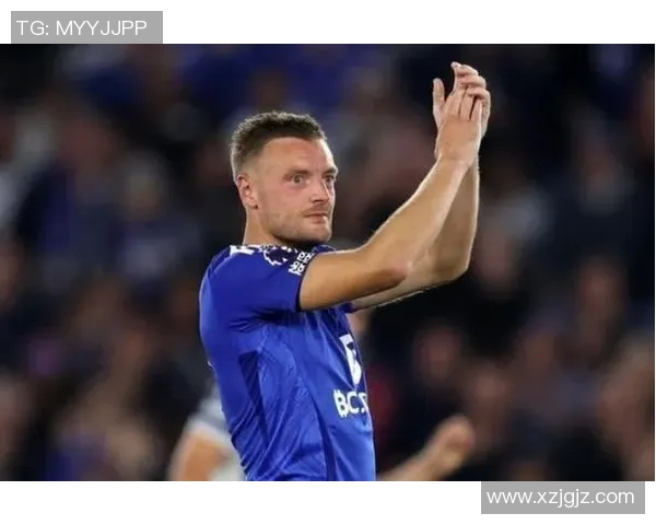 挺身而出足球明星的勇气与坚持成就传奇人生 挺身而出足球明星的勇气与坚持成就传奇人生